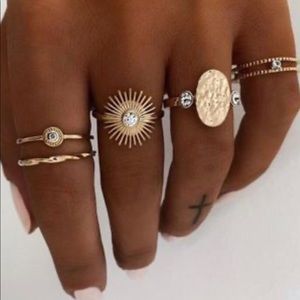 🎉 Sun Diamond - Set of 5 Rings - Gold Tone (010)
